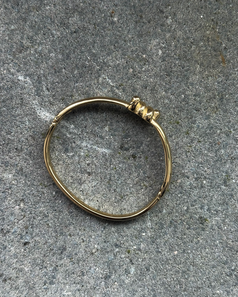 Bransoletka z supłem złota