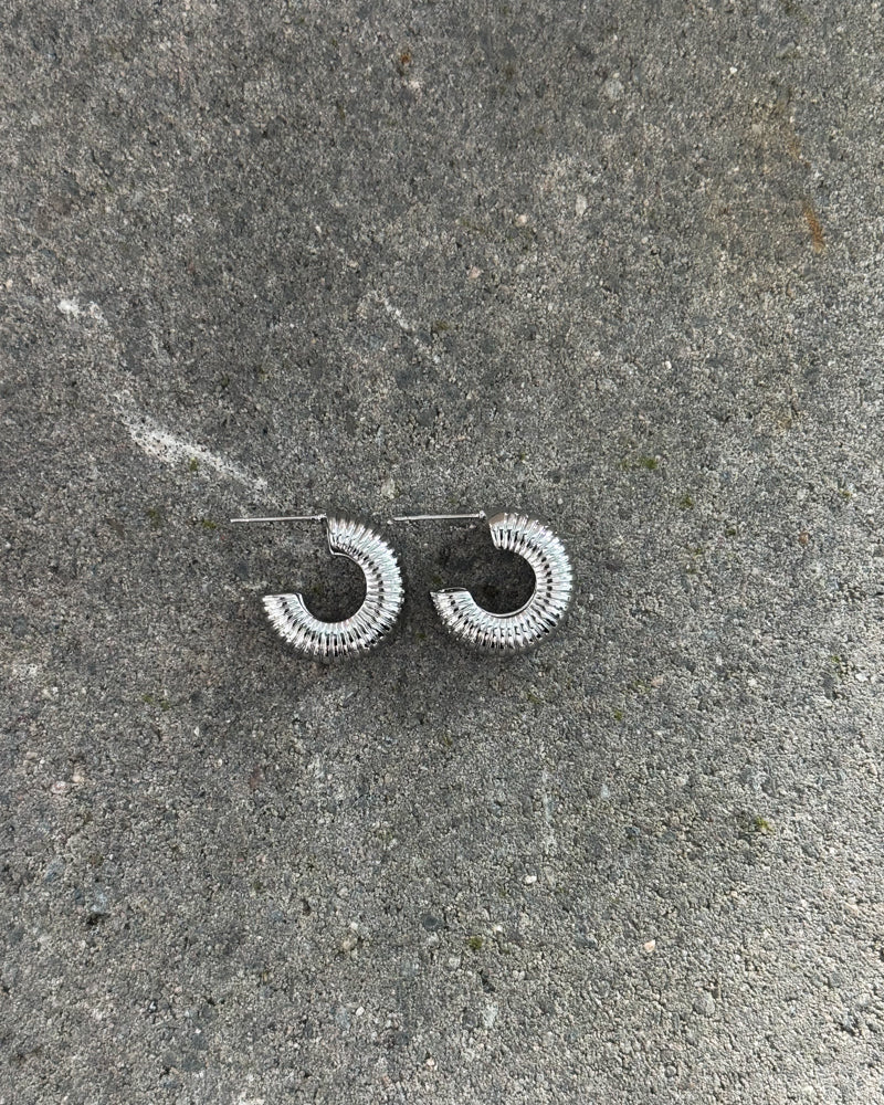 Kolczyki koła mini srebrne