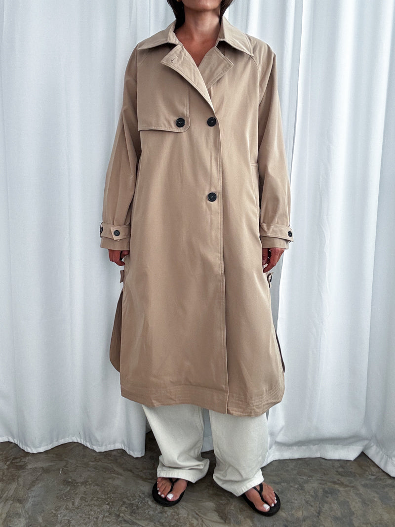 Płaszcz bawełniany typu trench – beige
