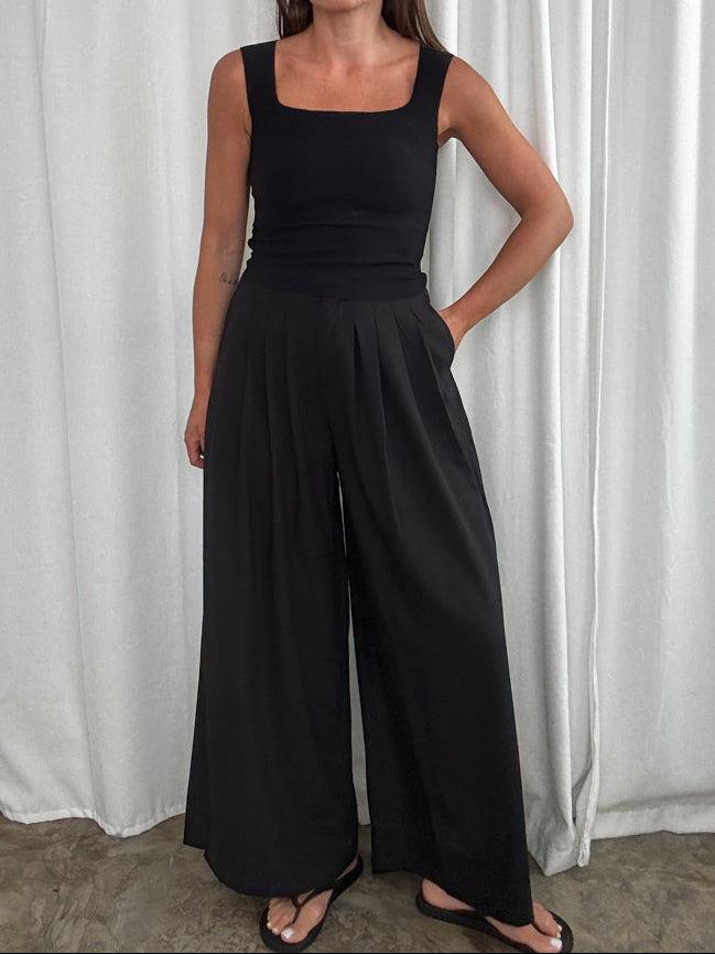 Top square black